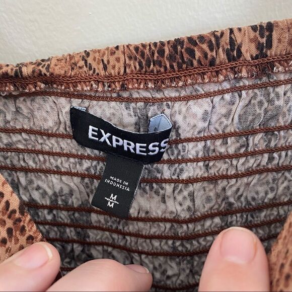 Vintage Express Animal Print Sleeveless Dress – Medium – Ruched Waist & Ruffles - Picture 5 of 6